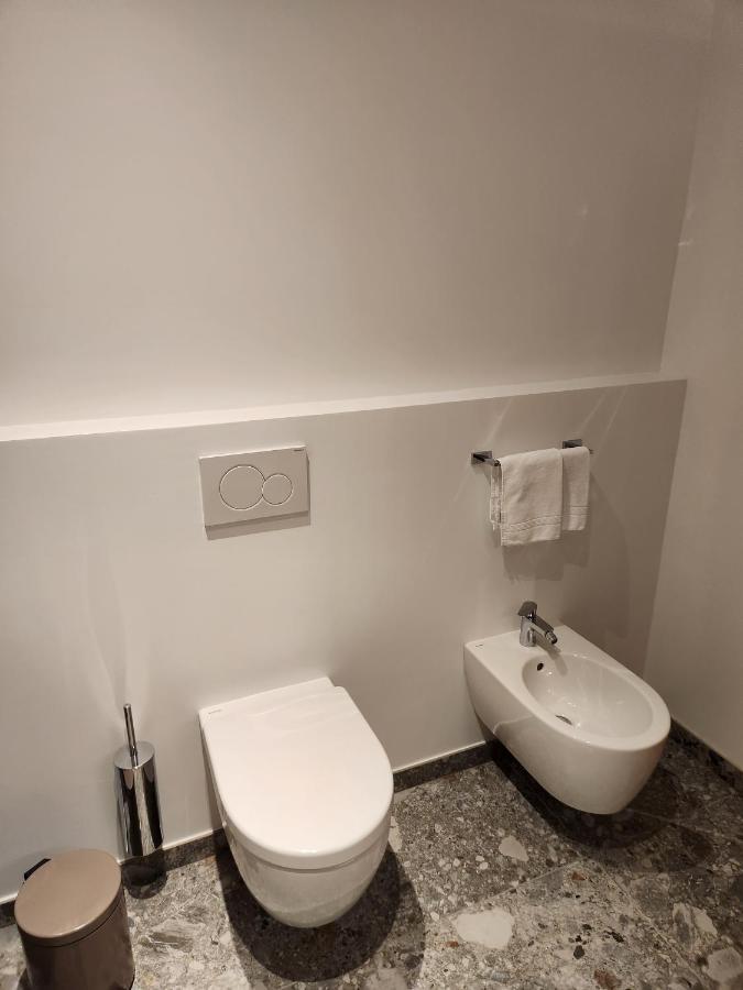 Hotel Dolomiten Dobbiaco Bagian luar foto